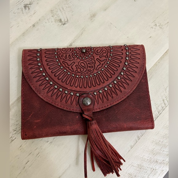 Patricia Nash Wallet NEW WITH TAGS - Picture 1 of 4